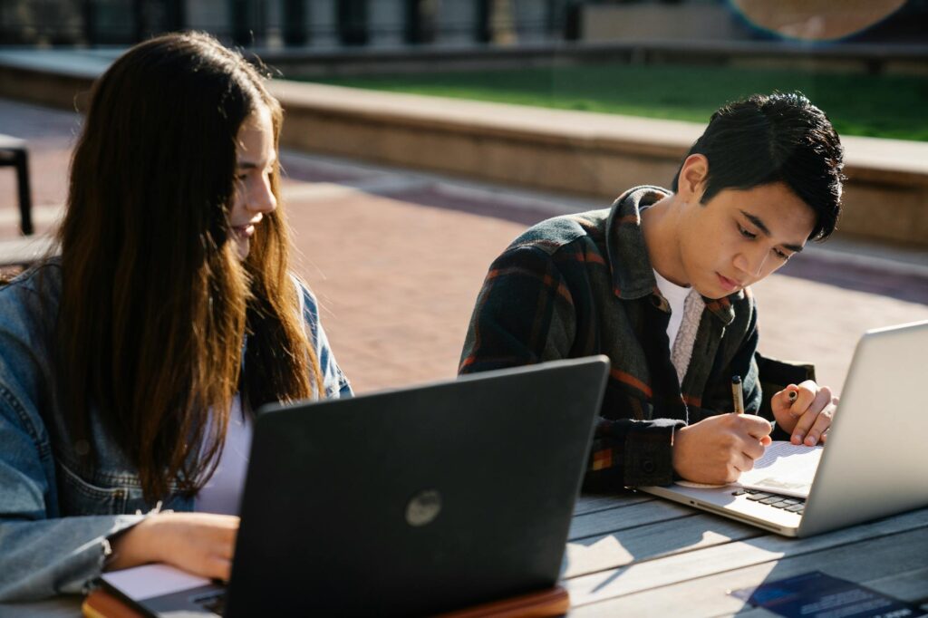 students using laptop